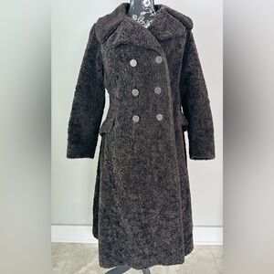 Beautiful vintage 1960’s warm winter coat